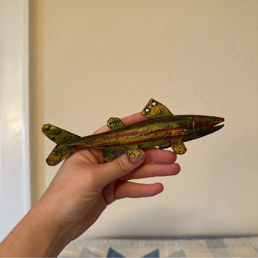 Vintage Handmade Folk Art Swimming Ice Fishing Spearing Fish Decoy Lure - Picture 3 of 7